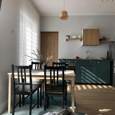 Apartamenty Zastava Wloszczowa Exterior photo